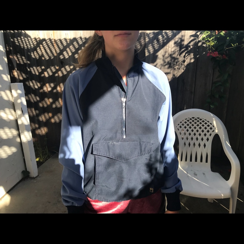 kangaroo pocket sweater
